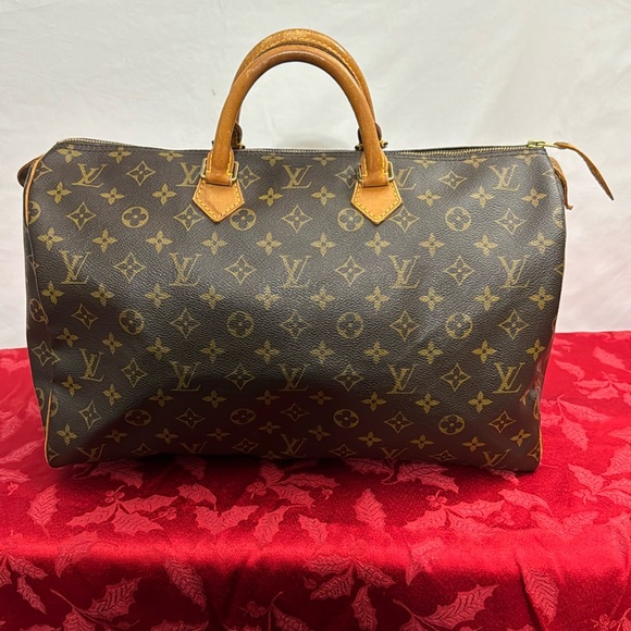 Louis Vuitton Handbags - Vintage Louis Vuitton Speedy 40